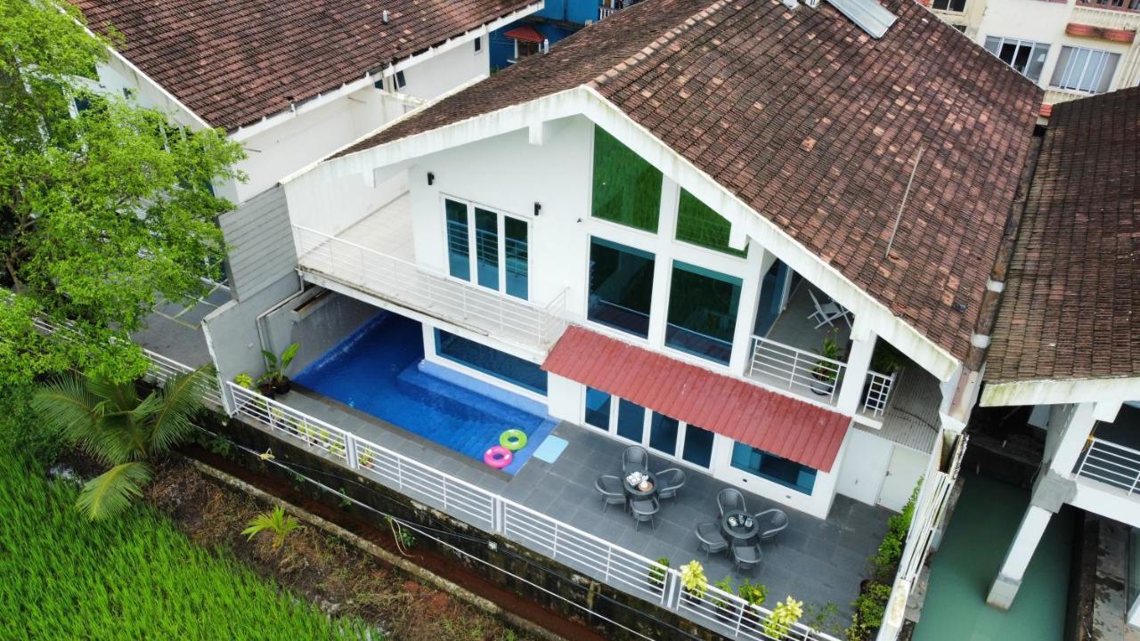 Elivaas 4 Bhk With Pvt Pool & Sunrise Or Sunset View - Risaia Villa