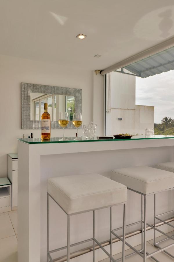Elivaas 4 Bhk With Pvt Pool & Sunrise Or Sunset View - Risaia *