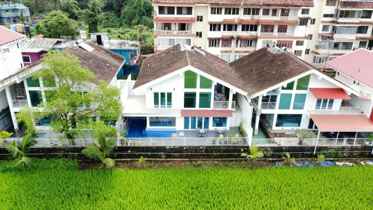 Villa Elivaas 4 Bhk With Pvt Pool & Sunrise Or Sunset View - Risaia *